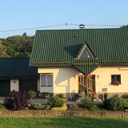 Gaestezimmer Engels, Zwei Doppelzimmer, Naehe Nuerburgring Oda ve Kahvaltı