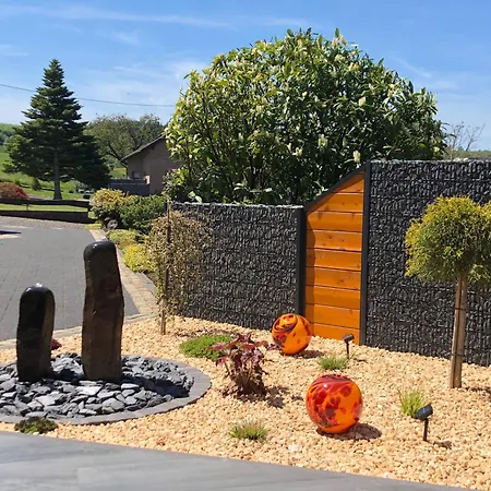 Frühstückspension Gästezimmer Engels, Zwei Doppelzimmer, Nähe Nürburgring 3*