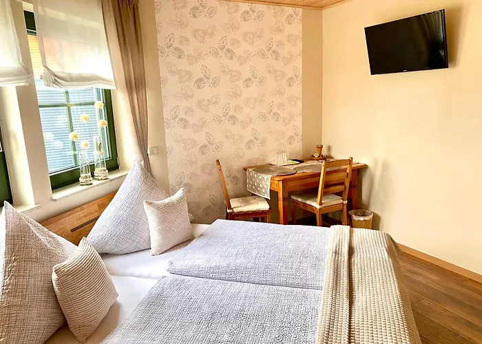 Zwei Gepflegte Gaestezimmer Mit Eigenem Bad Отель типа 