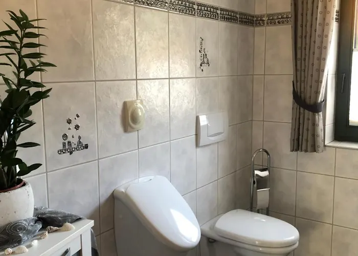 Zwei Gepflegte Gaestezimmer Mit Eigenem Bad Отель типа 